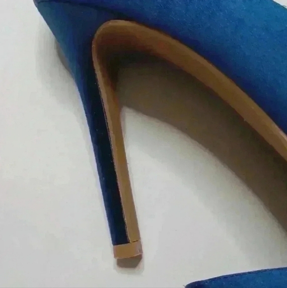 Navy Vince Camuto Heels with Sparkly - Picture 16 of 16